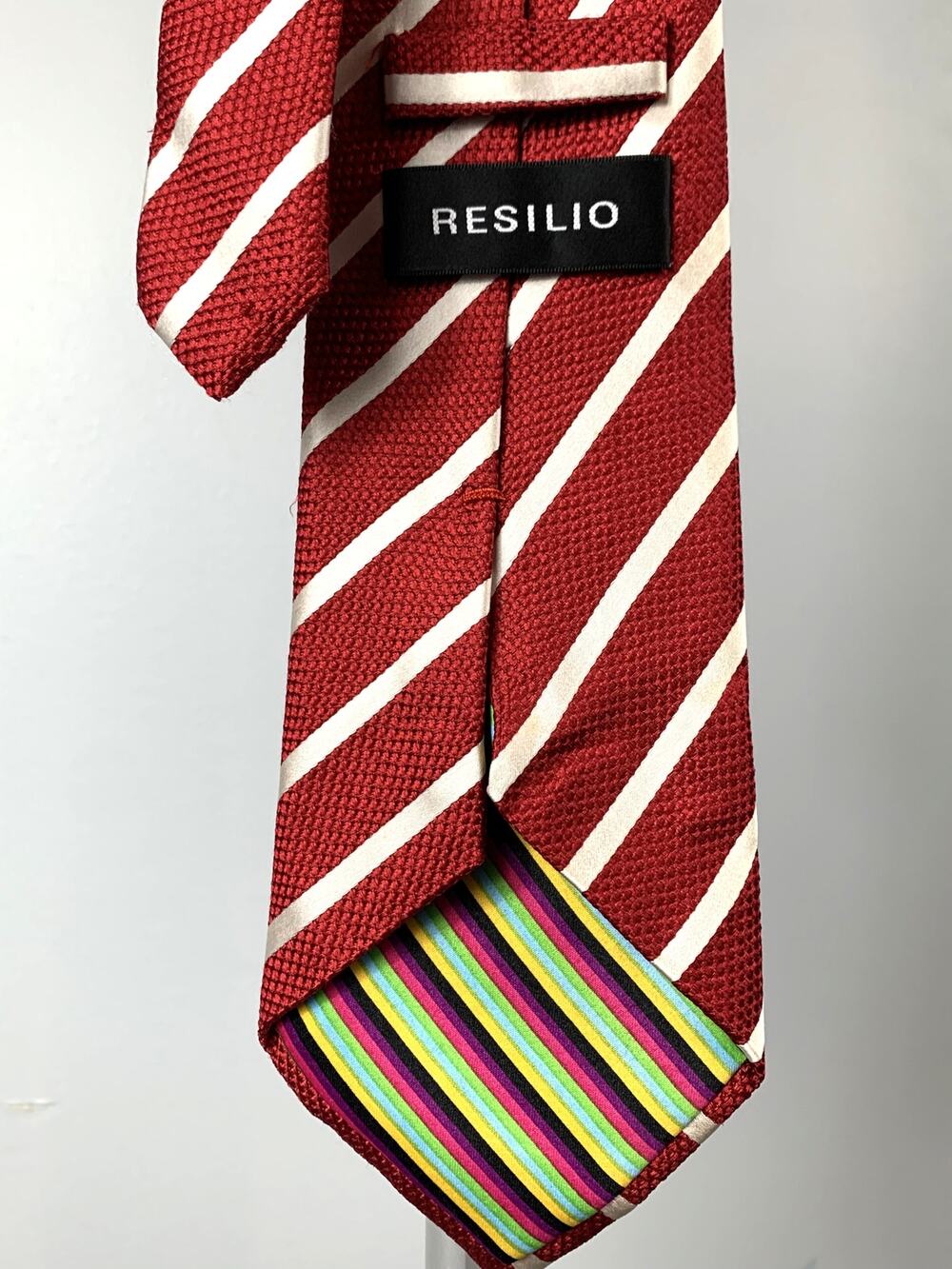 Resilio Men's Red & White Striped Tie